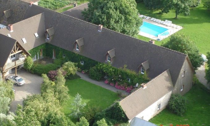 Quend House | Holiday Home in Quend-Plage near the Sea