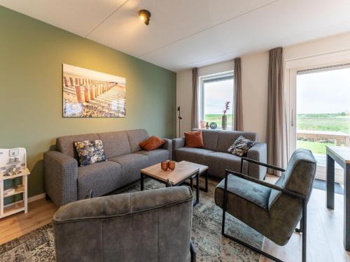 Scherpenisse House | Holiday Home in Zeeland near Nature Reserve, cleaning included