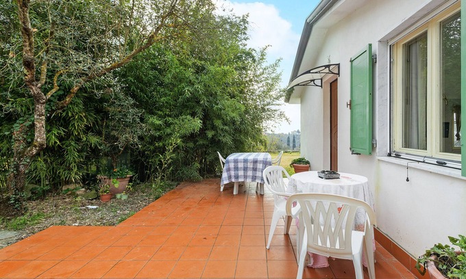 Castelnuovo Magra House | Holiday Home "Casetta Indipendente" with Mountain View & Private Garden