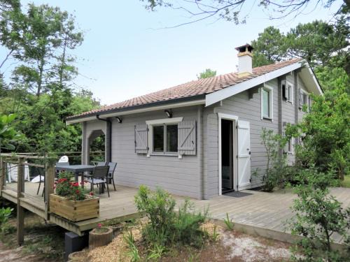 Maubuisson House | Holiday Home L'Escouarte by Interhome
