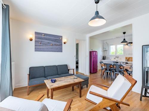 Dives-sur-Mer House | Holiday Home La Guillaumette by Interhome