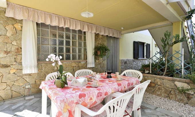 Cala Gonone House | Holiday Home Le Cicale close to the Beach with Terrace