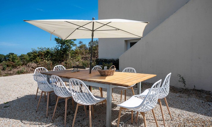 Paimpol House | Holiday Home 'Les Agapanthes' with Sea View, Private Terrace and Wi-Fi