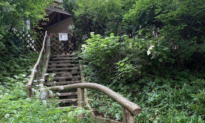 Brucken House | Holiday Home 'Naturhaus An Der Sulzburg' with Mountain View, Private Terrace and Wi-Fi