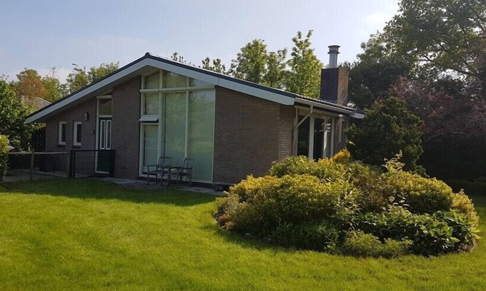 Ouwerkerk House | Holiday home Oostweg 2-91 in nature near Ouwerkerk