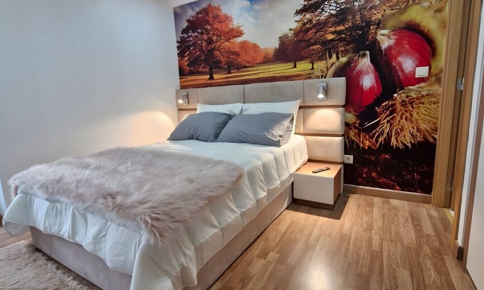 Braganca House | Holiday Home 'Origens' with Wi-Fi and Air Conditioning