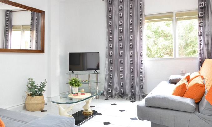 Almeria House | Holiday Home 'Piso Almería' with Wi-Fi
