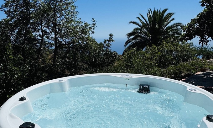 Puntagorda House | Holiday Home "Rodri" with Sea Views, 2 Private Terraces, Hot Tub and Wi-Fi