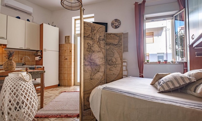 Oliveri Apartment | Holiday Home "Tyndaris" with Wi-Fi & Air Conditioning