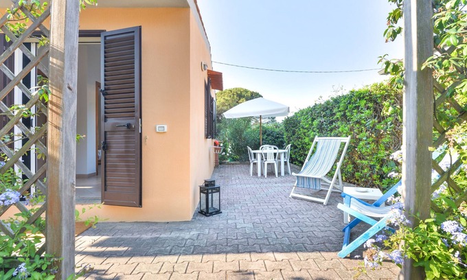 Porto Azzurro House | Holiday Home "Unifamiliare Isola D'Elba" with Mountain View, Terrace & Wi-Fi