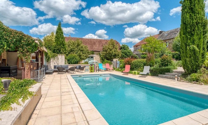 Degagnac House | Holiday home with hot tub