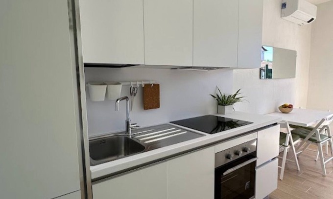 Borgo Ticino House | Holiday home with private garden - Residenza Alloro