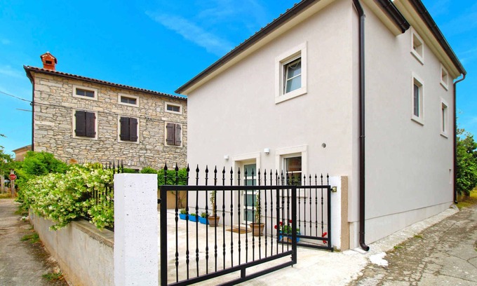Rakalj House | Holiday home with large terrace and barbecue