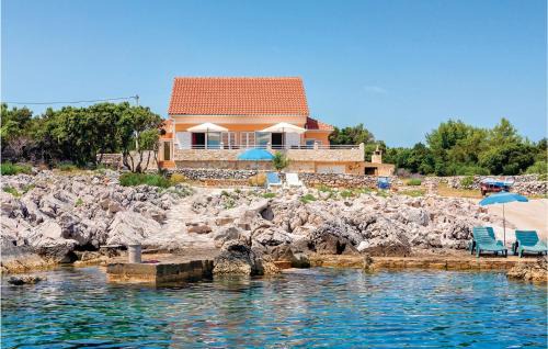 Pokrivenik House | Holiday Home Zastrazisce With Sea View 04