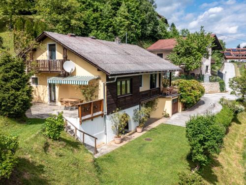 Maria Woerth House | Holiday Home Zeitlos by Interhome