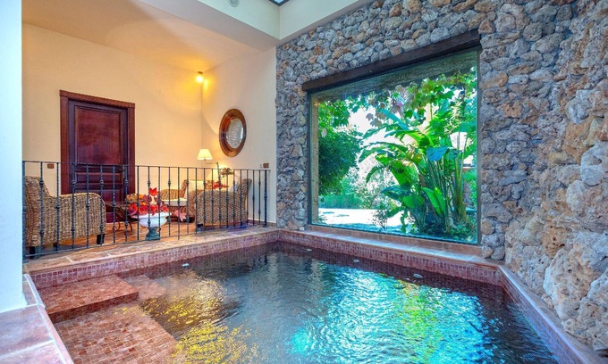 Alcaucin House | Holiday house Alcaucin for 1 - 14 persons with 6 bedrooms - Holiday apartment in one or multi-family
