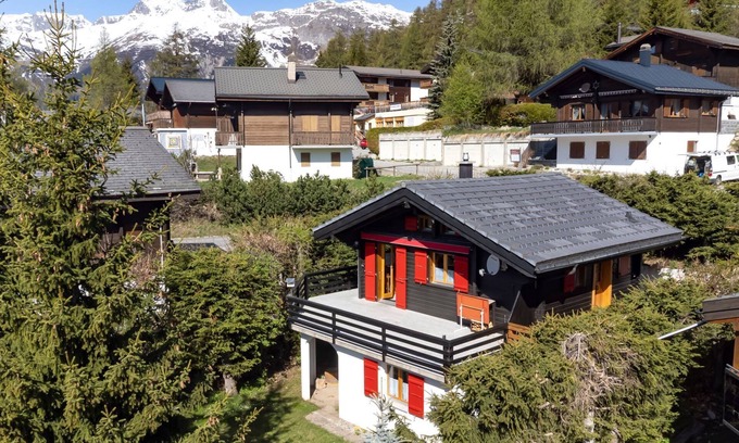 Bellwald Ski Chalet | Holiday house Bellwald for 1 - 6 persons with 3 bedrooms - Holiday house