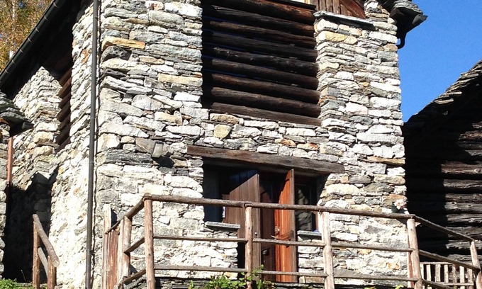 Lavizzara Ski Chalet | Holiday house Broglio for 1 - 6 persons with 3 bedrooms - Holiday house