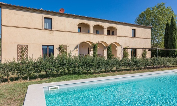 Buonconvento House | Holiday house Buonconvento for 1 - 10 persons with 5 bedrooms - Holiday home