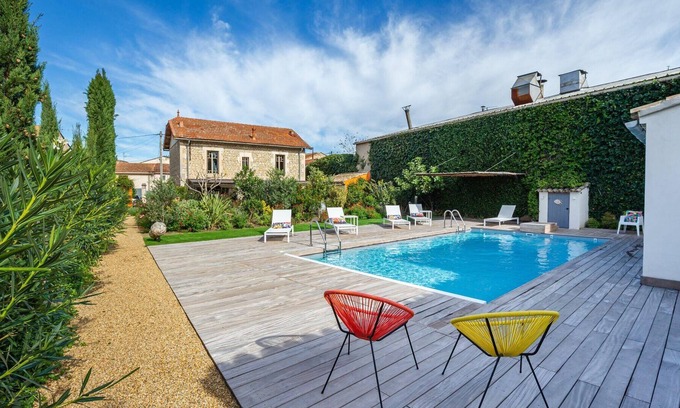 Cabannes House | Holiday house Cabannes for 1 - 10 persons with 5 bedrooms - Holiday home