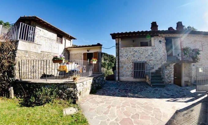 Castello House | Holiday house Camaiore for 1 - 10 persons with 5 bedrooms - Holiday home