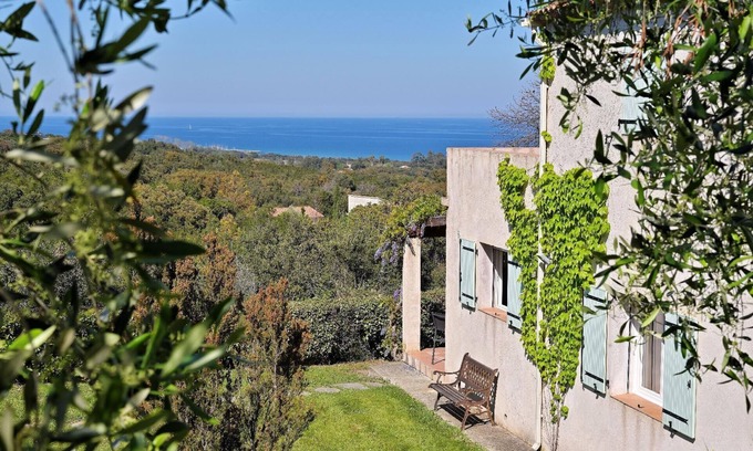 Cervione House | Holiday house Cervione for 1 - 6 persons with 3 bedrooms - Holiday house