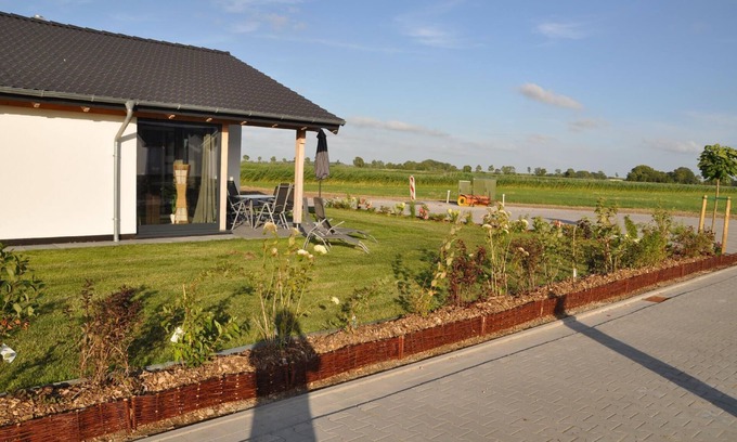 Butjadingen House | Holiday house Eckwarden for 1 - 6 persons with 3 bedrooms - Holiday home
