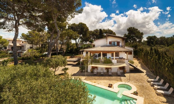 Son Veri Nou House | Holiday house El Arenal for 1 - 9 persons with 5 bedrooms - Holiday house