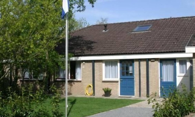 Erm House | Holiday house Erm for 1 - 10 persons with 5 bedrooms - Row house
