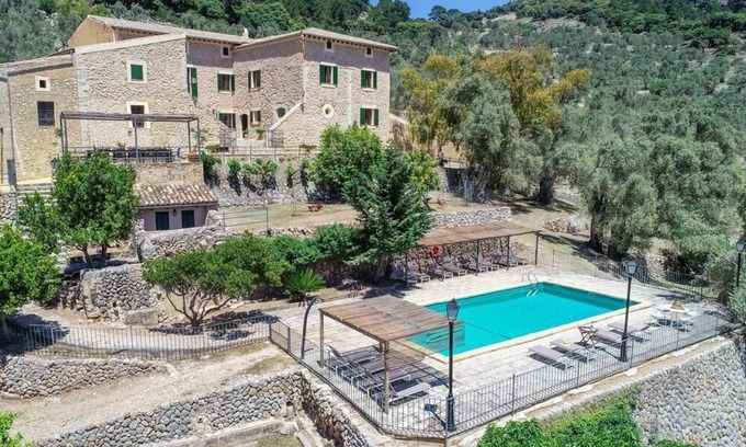 Bunyola House | Holiday house for 16 persons approx. 1200 qm in Bunyola, Majorca (West coast of Majorca)