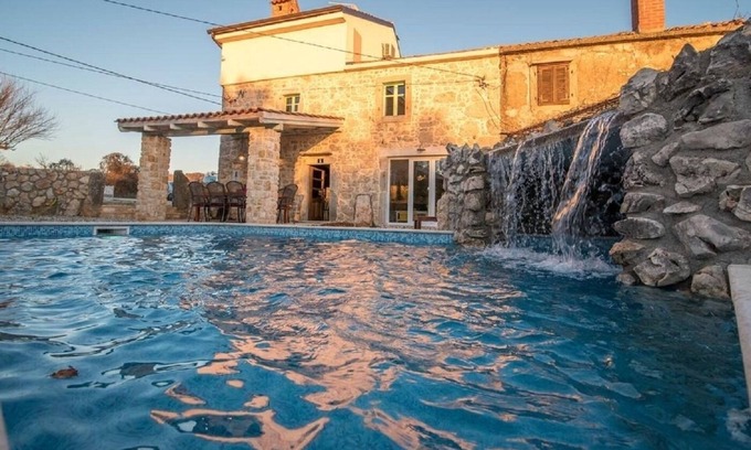 Garica House | Holiday house Frank - with pool; - Vrbnik, Island Krk, Croatia