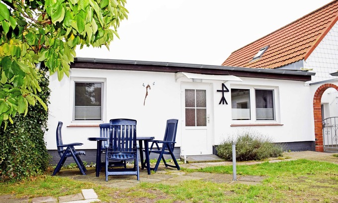 Hiddensee Apartment | Holiday house in Plogshagen on Hiddensee - Holiday house in Plogshagen on Hiddensee