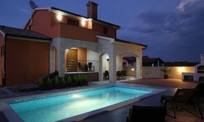 Jadreski House | Holiday house Jadreski for 1 - 8 persons with 4 bedrooms - Row house