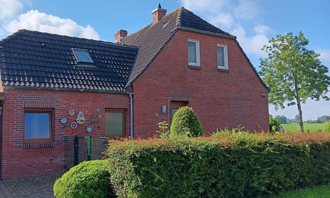 Krummhoern House | Holiday house Krummhörn for 1 - 6 persons with 3 bedrooms - Twin house