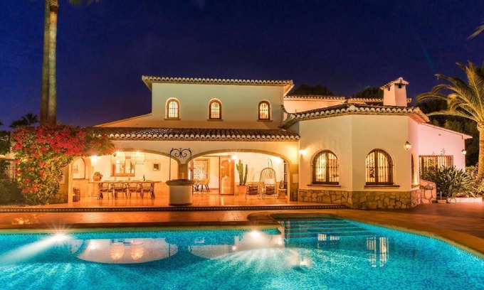 Tarraula House | Holiday house La Mandarina for 1 - 10 persons with 5 bedrooms - Holiday house