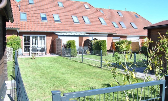 Neßmersiel House | Holiday house Neßmersiel for 1 - 5 persons with 3 bedrooms - Holiday home