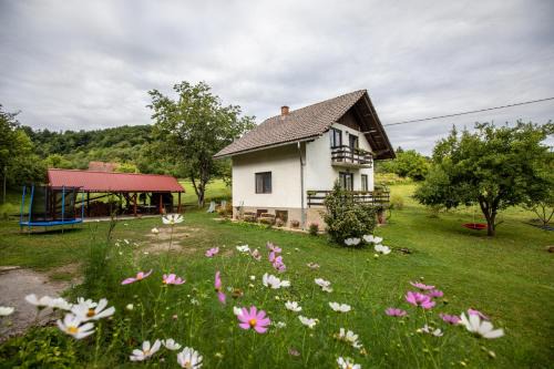 Ogulin House | Holiday house On the riverside
