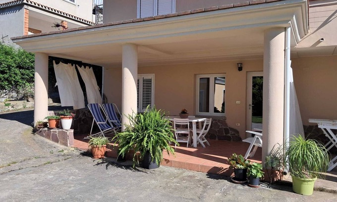 Bari Sardo Apartment | Holiday house Serra - comfortable apartment with garden