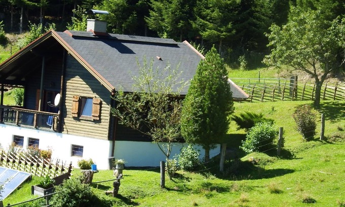 Wolfsberg House | Holiday house with a garden, in the mountains