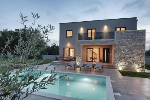Loborika House | Holiday house with a swimming pool Loborika, Pula - 22776