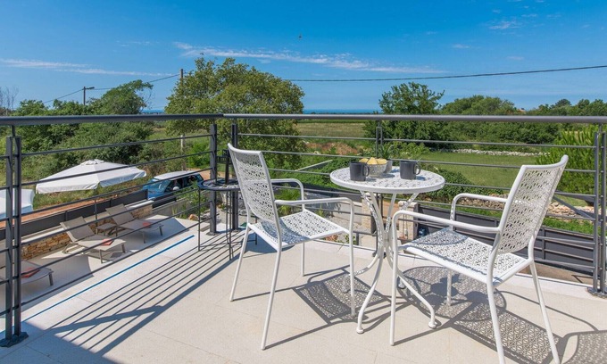 Labinci Cabin | Holiday House with private pool in a quiet location with garden and grill