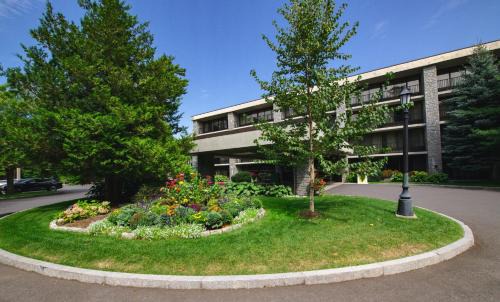 Bar Harbor Resort | Holiday Inn Bar Harbor Regency Hotel by IHG