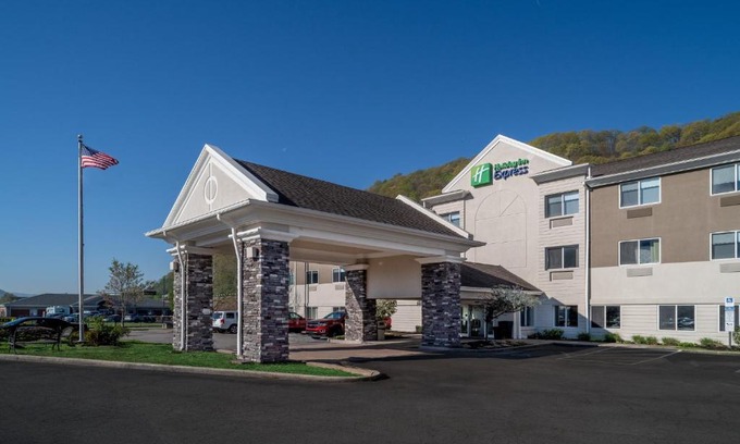 Tad Hotel | Holiday Inn Express - Charleston/Kanawha City by IHG
