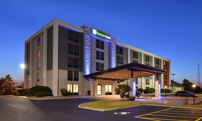 Rochester Hotel | Holiday Inn Express Rochester - University Area by IHG