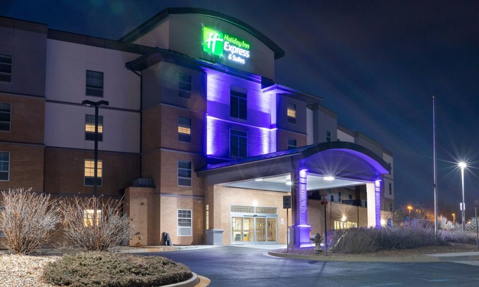 Meridian Hotel | Holiday Inn Express & Suites Englewood Denver South by IHG