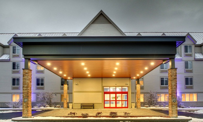 Lincoln Hotel | Holiday Inn Express & Suites Lincoln East - White Mountains by IHG