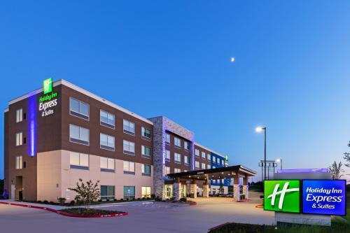 Purcell Hotel | Holiday Inn Express & Suites Purcell by IHG