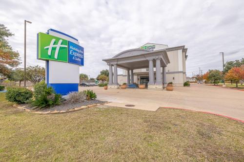 University Park Hotel | Holiday Inn Express & Suites College Station by IHG