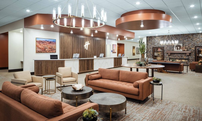 Mesquite Hotel | Holiday Inn Resort Mesquite by IHG