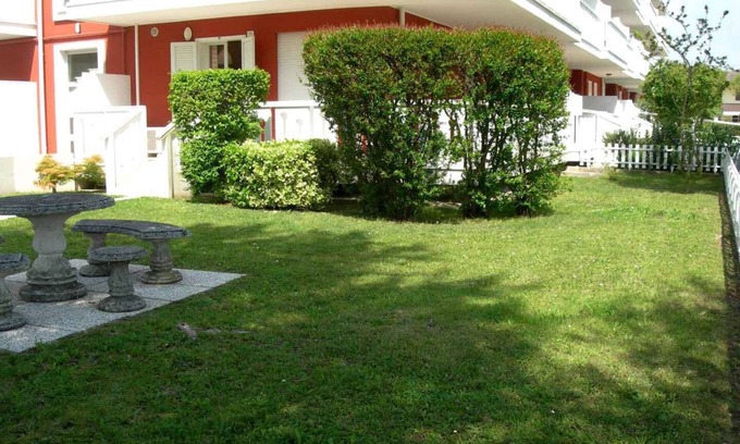 Porto Santa Margherita Apartment | Holiday apartment with outdoor swimming pool